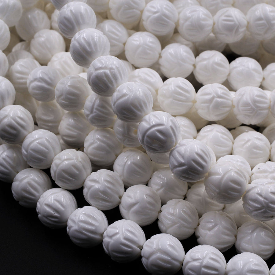 Natural White Tridacna Shell Beads Carved Lotus Flower Bloom Round Beads Pristine White 6mm 8mm 10mm 12mm 14mm Decorative Flower Bead 16" Strand