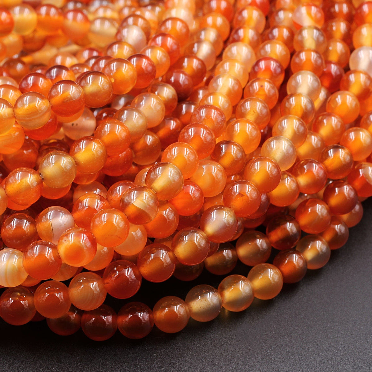 Caranail round 8mm natural beads