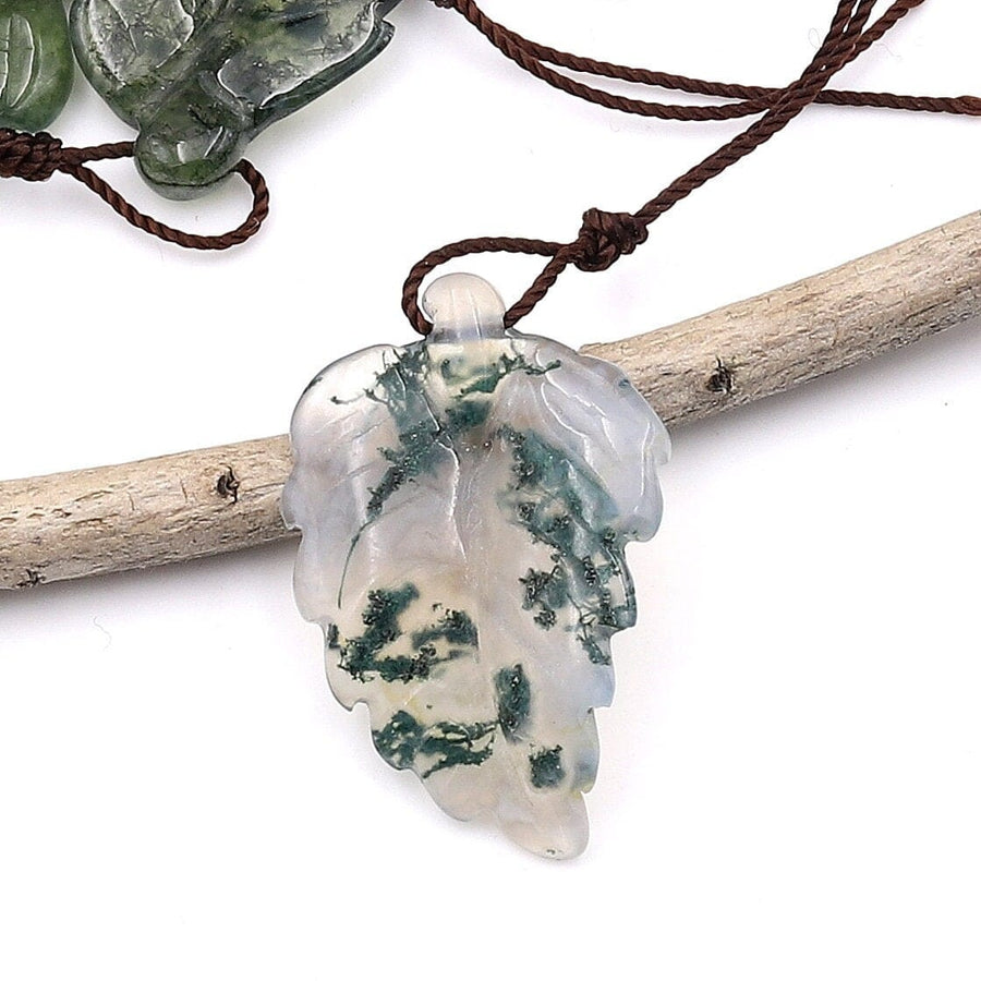 Hand Carved Natural Green Moss Agate Leaf Pendant Focal Gemstone Bead A6