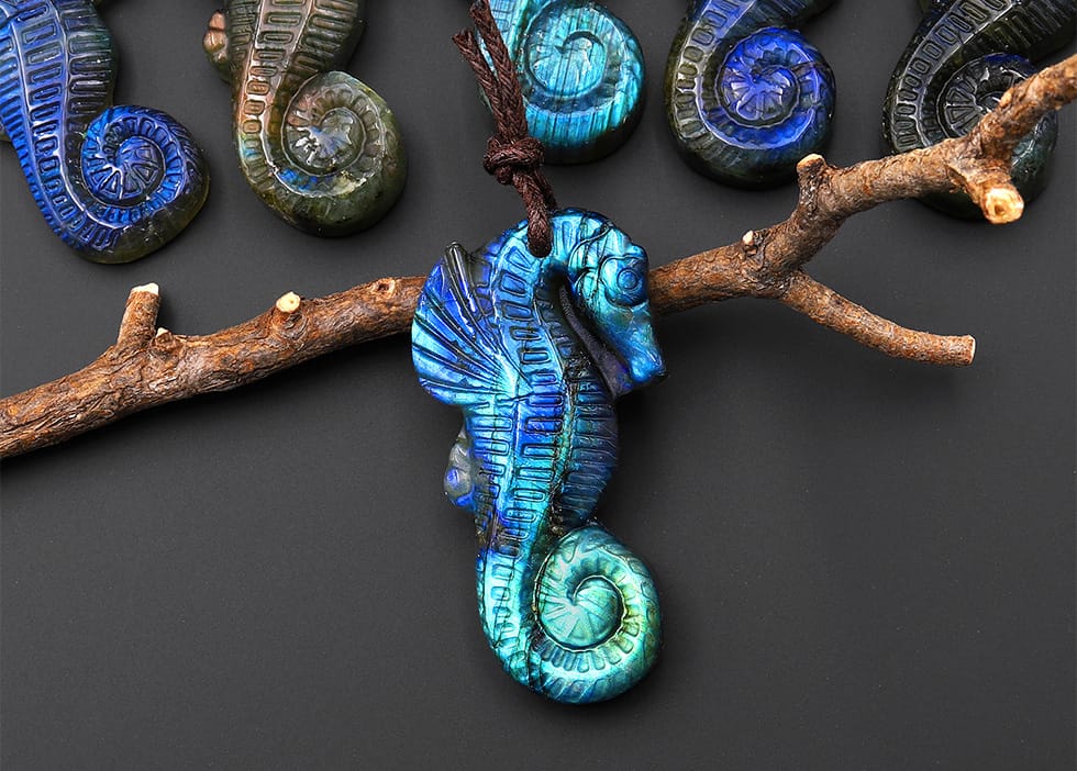 AAA Hand Carved Natural Seahorse Pendant Drilled Gemstone Focal Bead
