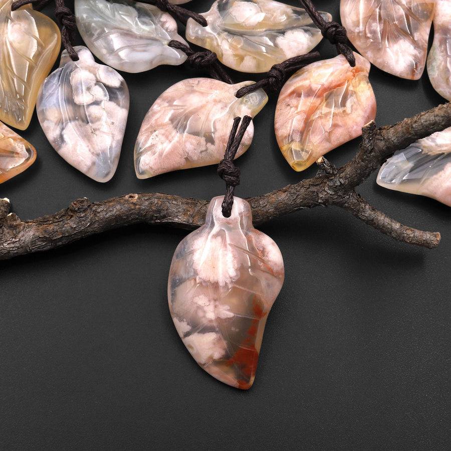 agateチャーム Hand Carved Natural Cherry Blossom Agate Leaf Pendant Bead Drilled
