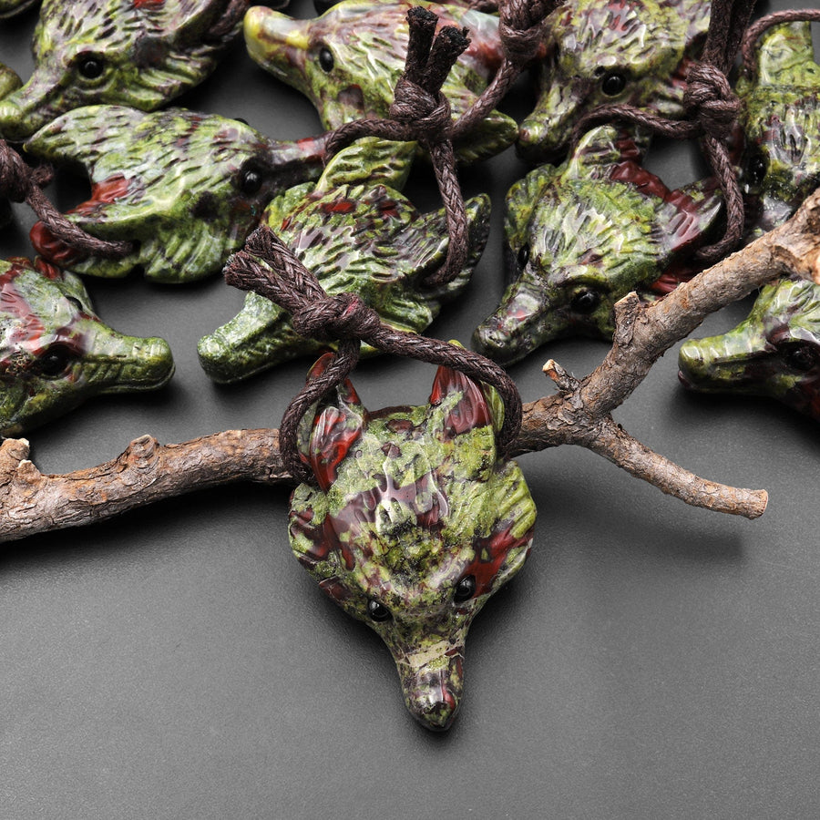 Natural Dragon Blood Jasper Gemstone Wolf Head Side Drilled Crystal Pendant Bead A1