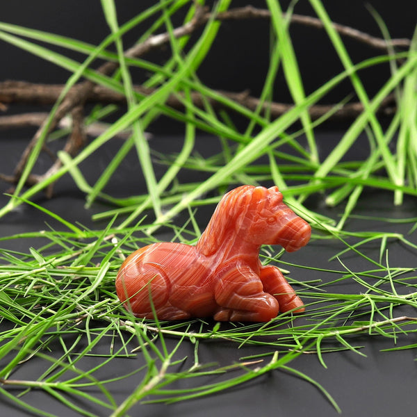 Hand-Carved Natural Red Agate Horse Figurine Crystal Miniature A2