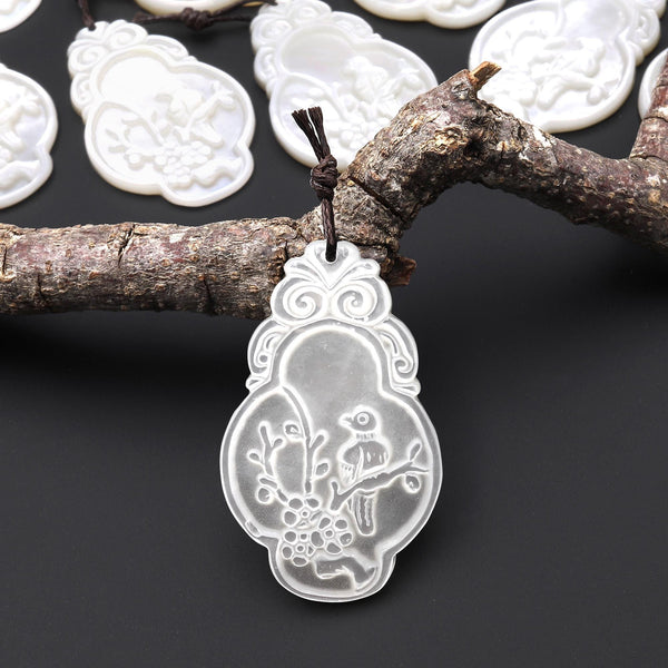 AAA Iridescent Carved Natural White Mother of Pearl Bird Ornament Amulet Pendant