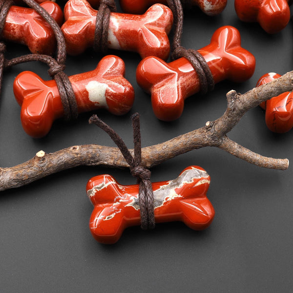 Carved Natural Red Jasper Dog Bone Home decoration Crystal Carvings Healing Palm Pocket Stone Gifts A1