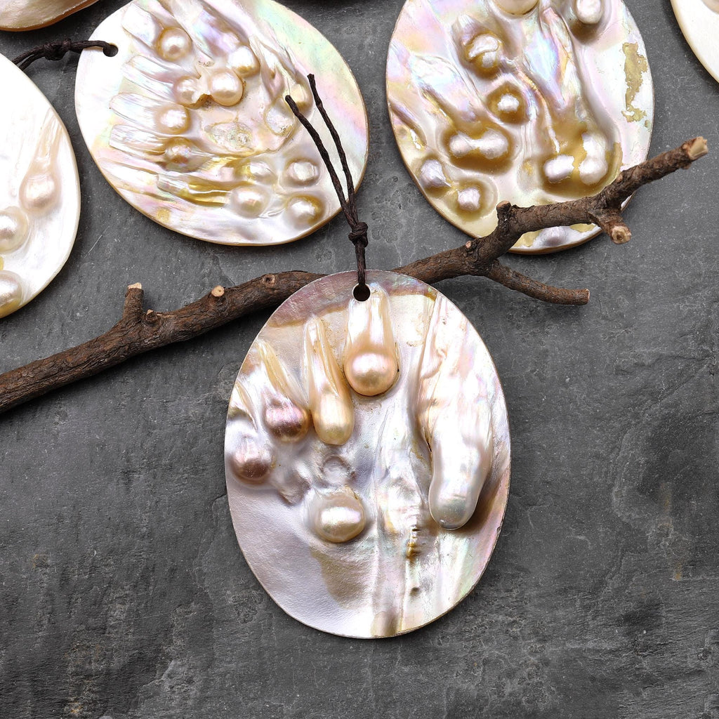 Large Natural Mother of Pearl Oval Pendant Iridescent Golden Baroque Blister Pearl Jewelry A6