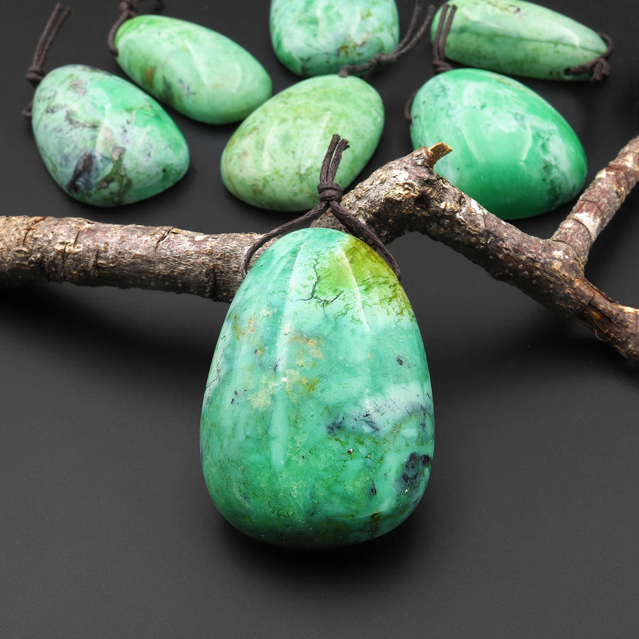 Natural Nevada Apple Green Variscite Rounded Trapezoid Oval Pendant Gemstone