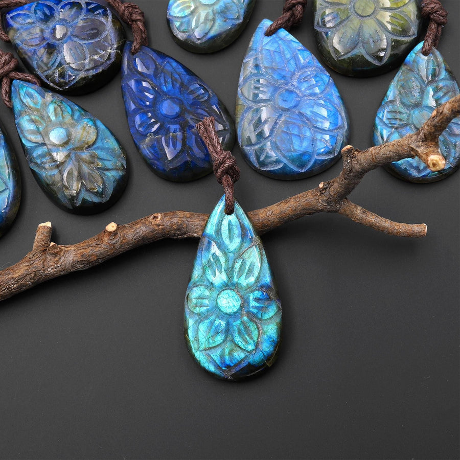 AAA Hand Carved Natural Labradorite Flower Pendant Gemstone A3