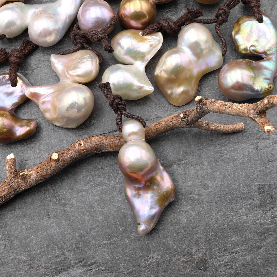 Large Natural Freshwater Baroque Ming Pearl Pendant A9