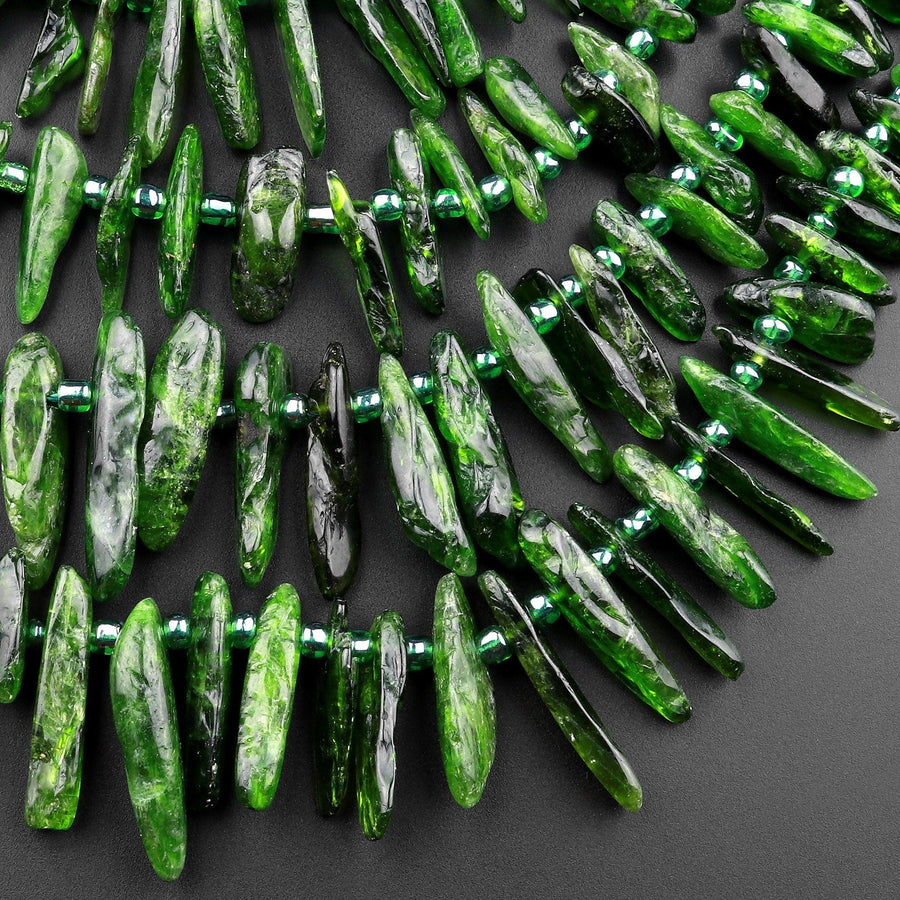 Natural Green Chrome Diopside Freeform Irregular Long Chip Spike Gemstone 15.5" Strand