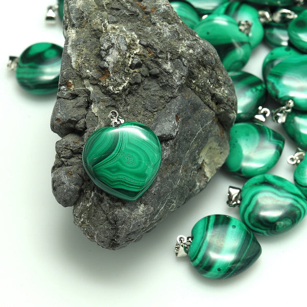 AAA+ Natural Malachite Pendant Heart Shape Gemstone Jewelry A10