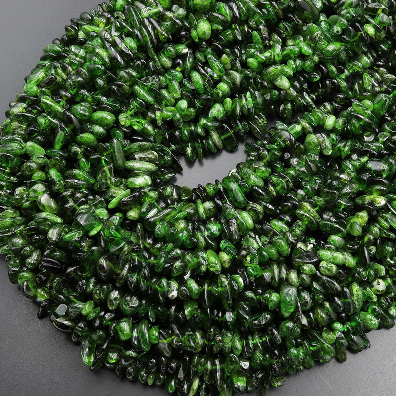 Natural Green Chrome Diopside Freeform Irregular Chip Pebble Nugget Gemstone 15.5" Strand
